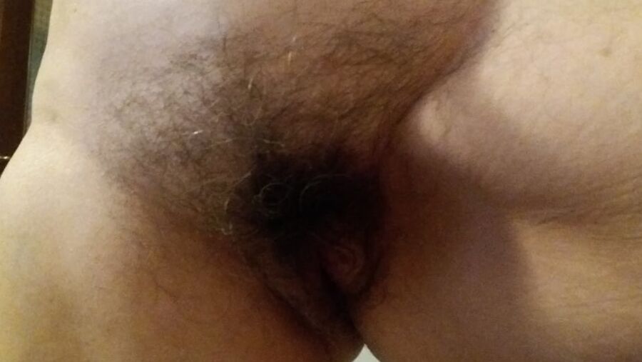 hairy italian mature woman who likes to be humiliated and fu