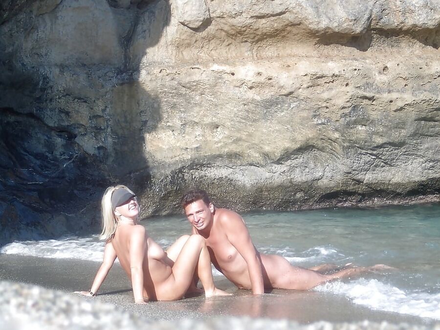 Nudist Blond Milf on the Fkk Beach Holiday