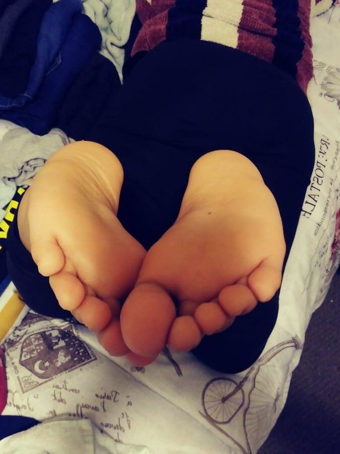 Asian Girls Feet