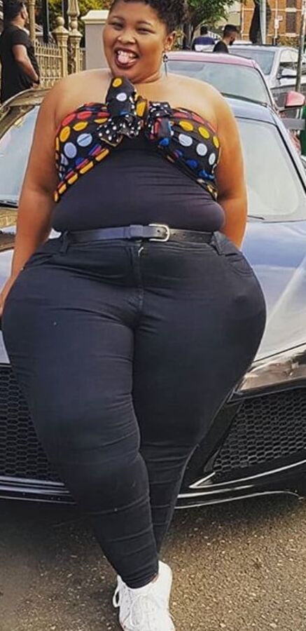 Huge booty mega hip african ssbbw pear lana