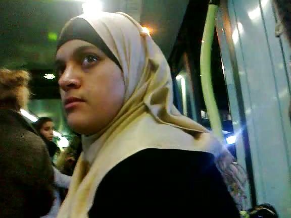Oumayma el Oualda Beurette Hijab Decapotable Dispo sur Reims
