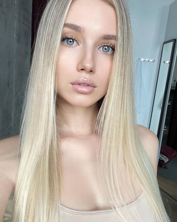 Polina gorgeous russian Instagram babe