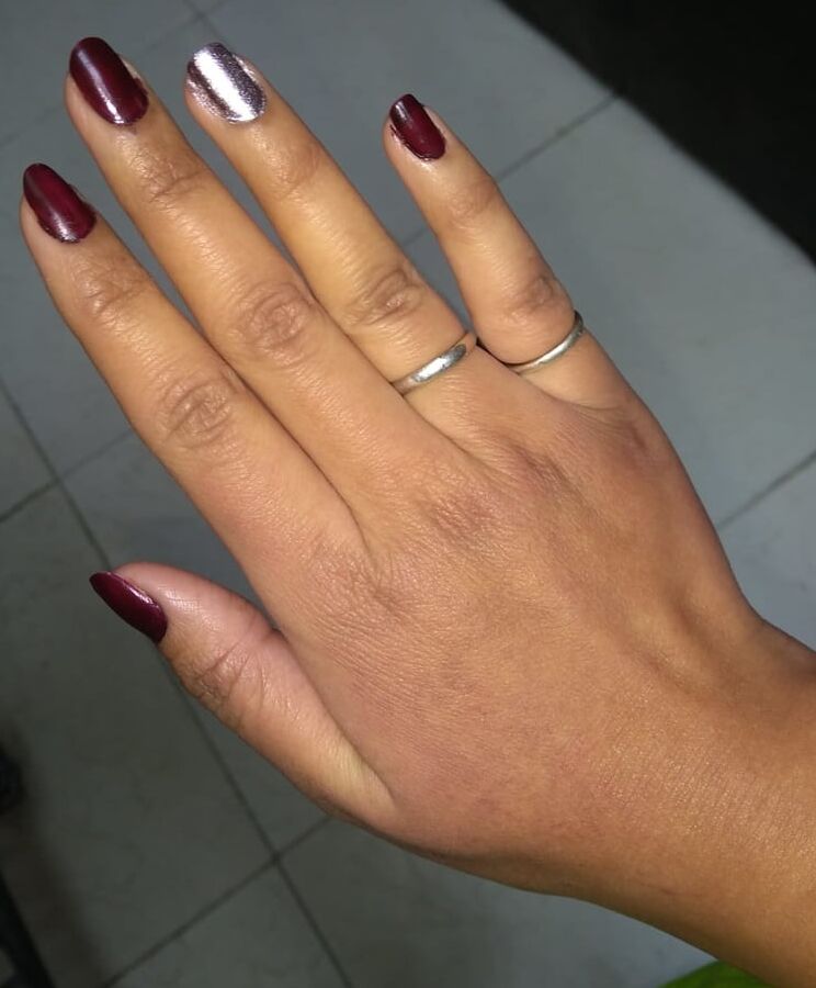 MY WIFE&;S LONG NAILS