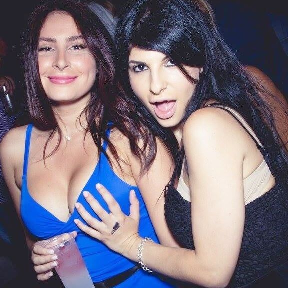 Girls partying in club - Paris