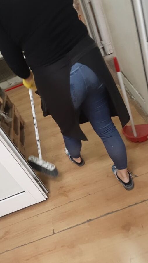 Clean service sexy ass