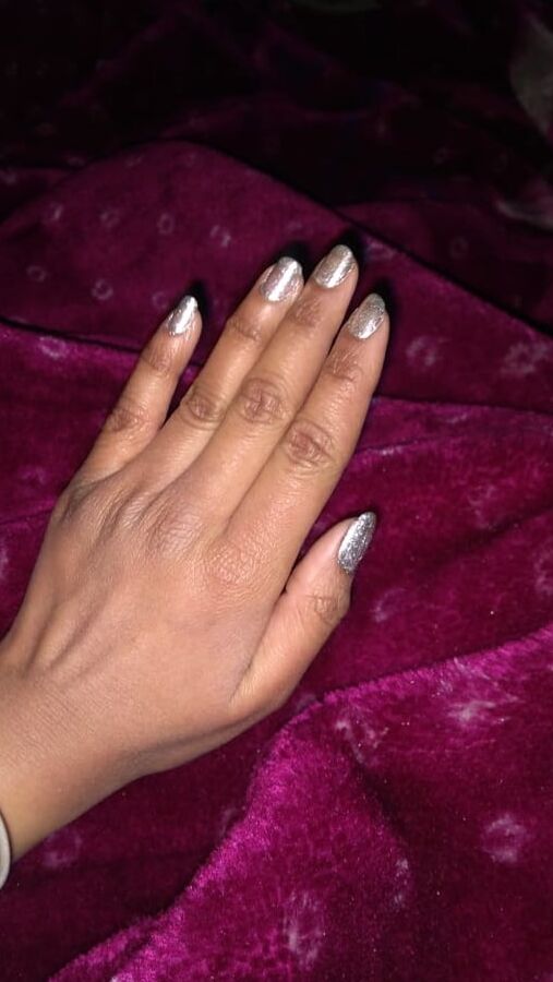 MY WIFE&;S LONG NAILS