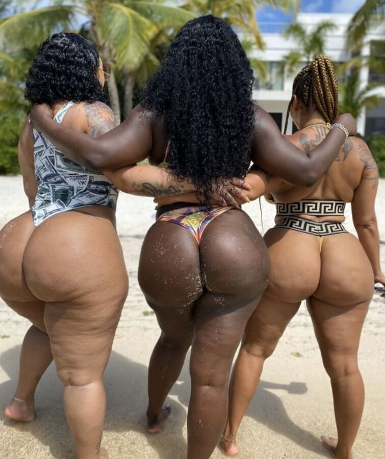 Black Women: Ass