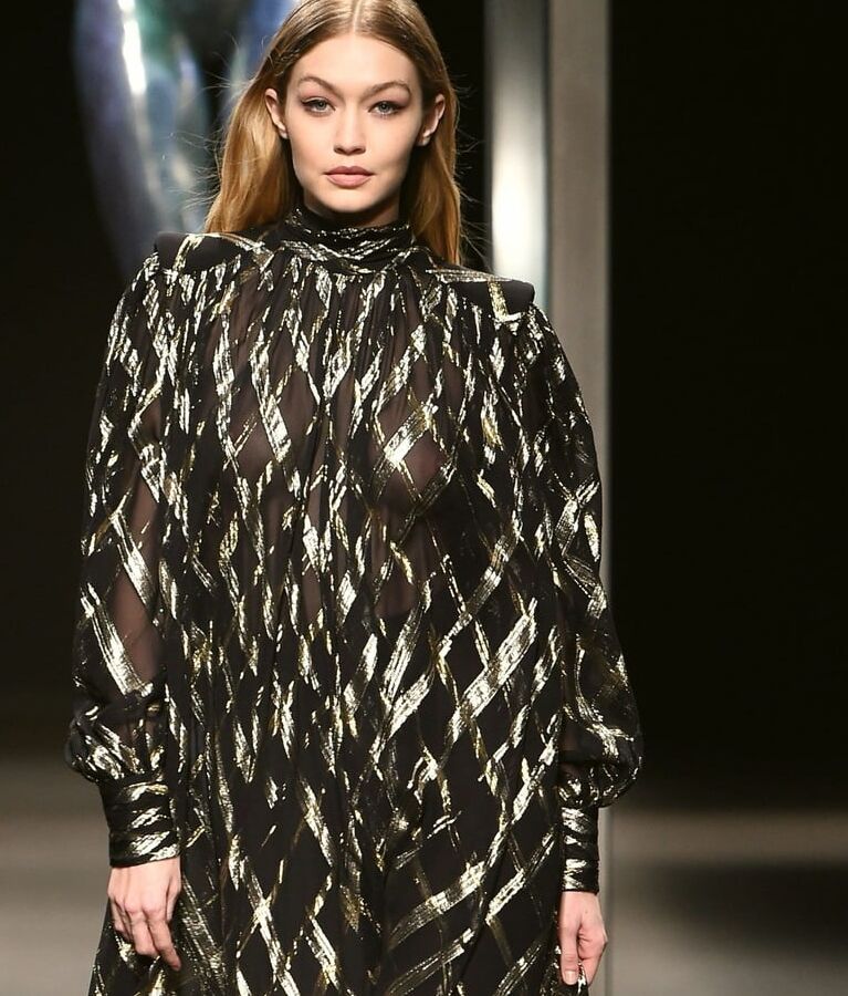 Gigi Hadid seethrough catwalk Milan feb