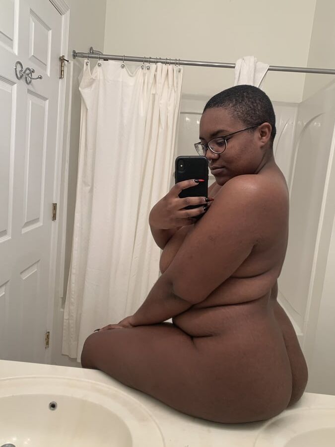 Sexy amateur black girl