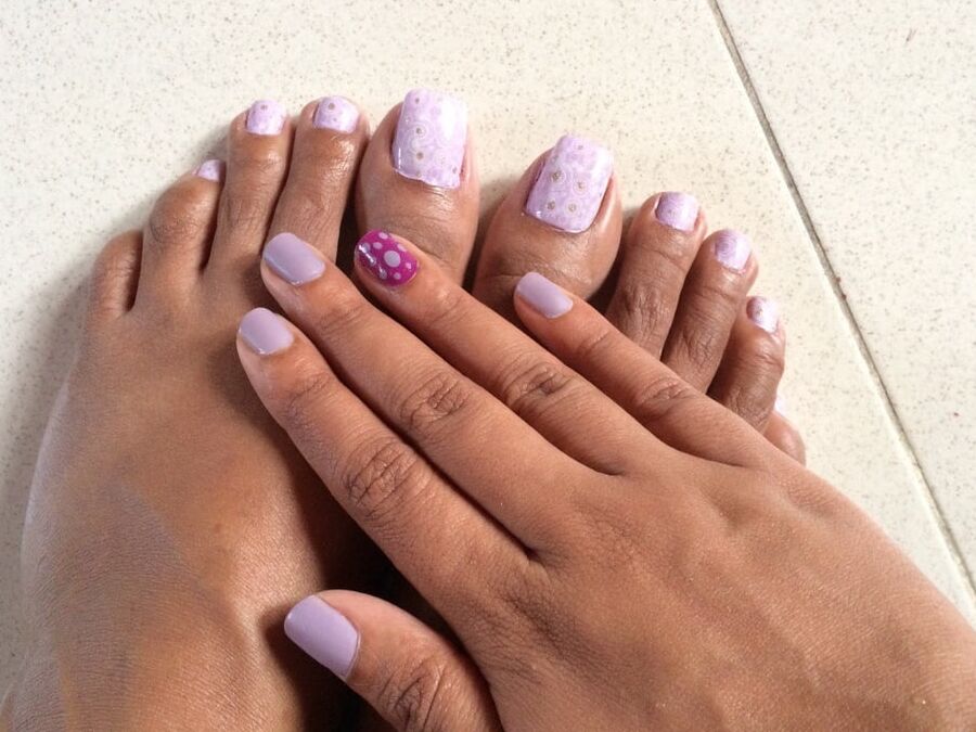 Sri Lankan fetish , long toes nails