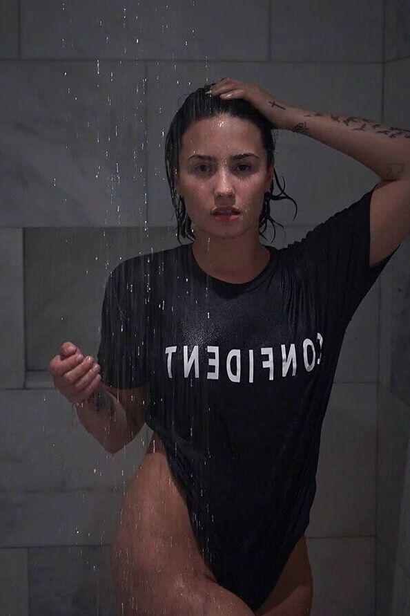 Demi Lovato (No Fake)