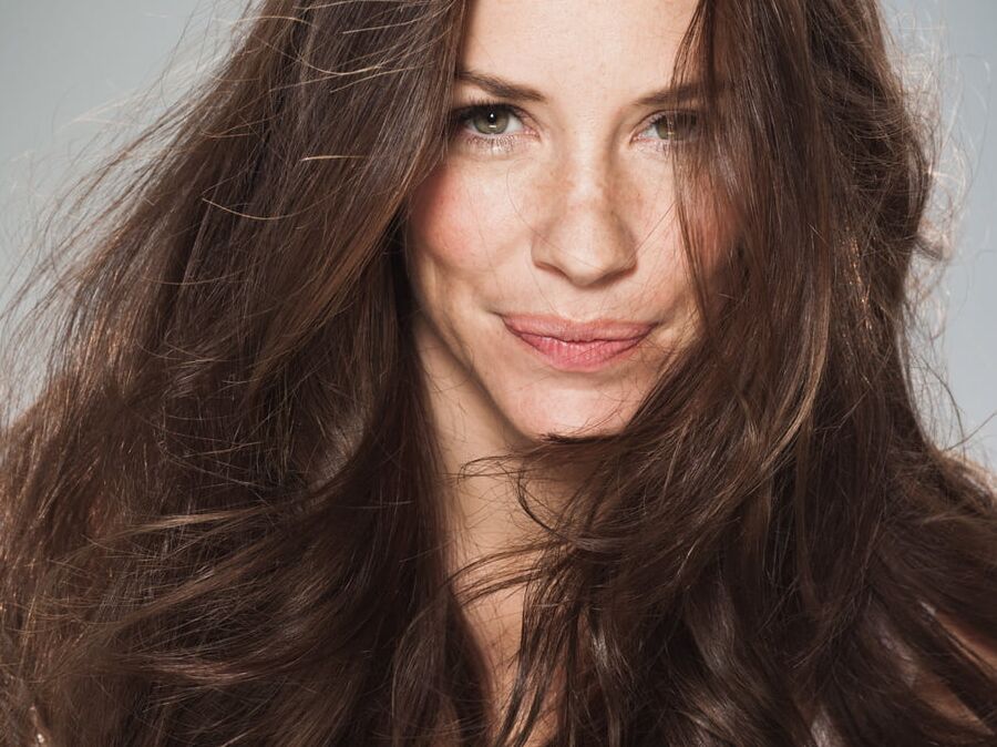 Evangeline Lilly Close up L&;Oreal outtakes