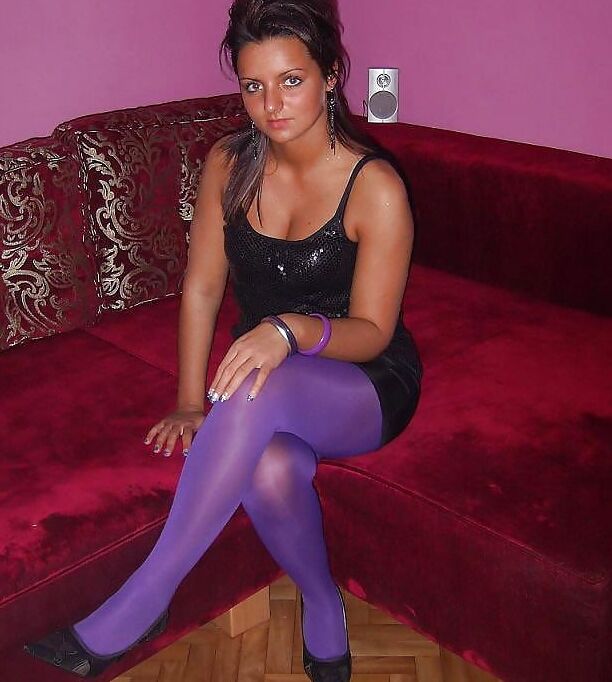 Amateurs in Purple tights, stockings &amp; pantyhose