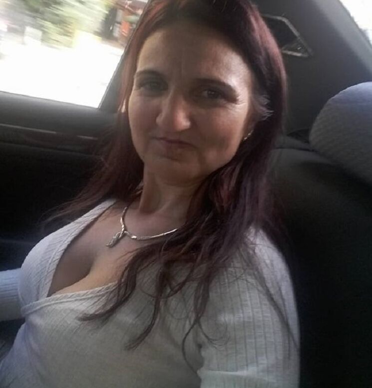 ROU ROMANIAN MILFS UGLY FACE BUT BIG TITS - MOM