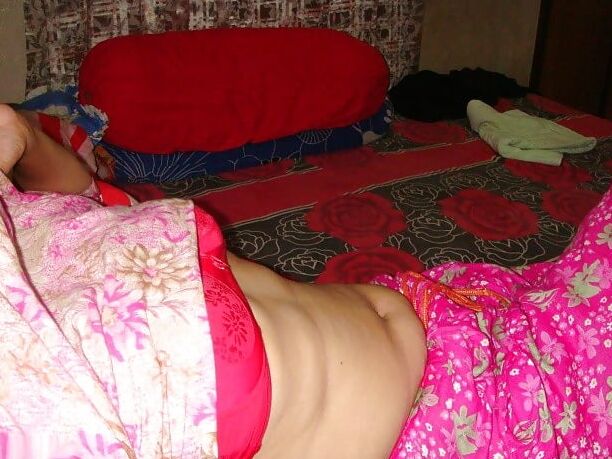 Indian wife sex in her own house