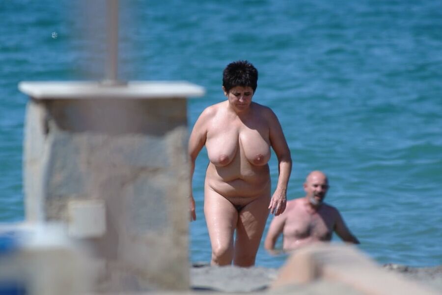 Nudist in Spain