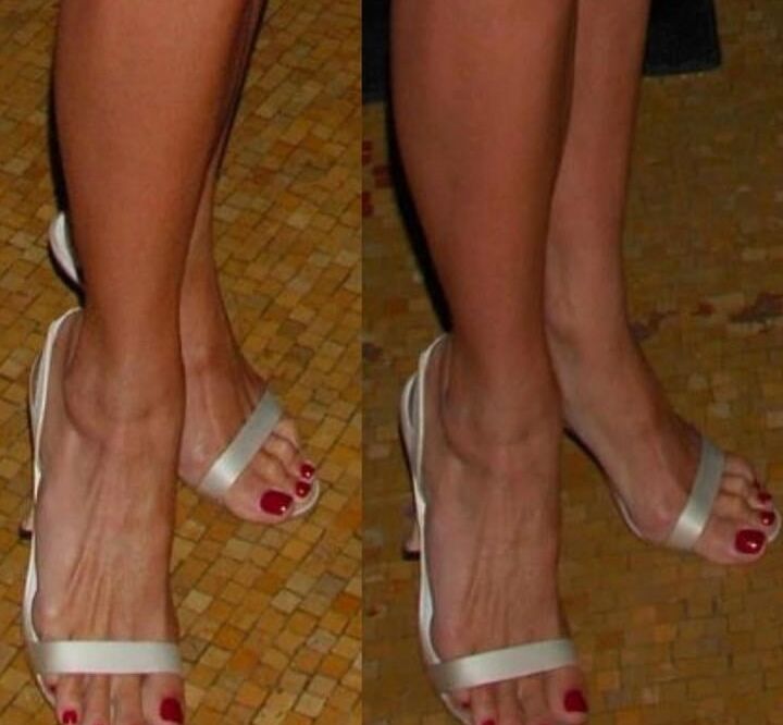 melania trump sexy leg feet and high heel