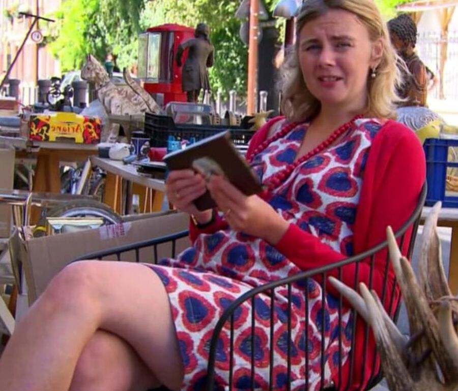 Catherine Southon Leggy Favorite On Bargain Hunt Nudedworld