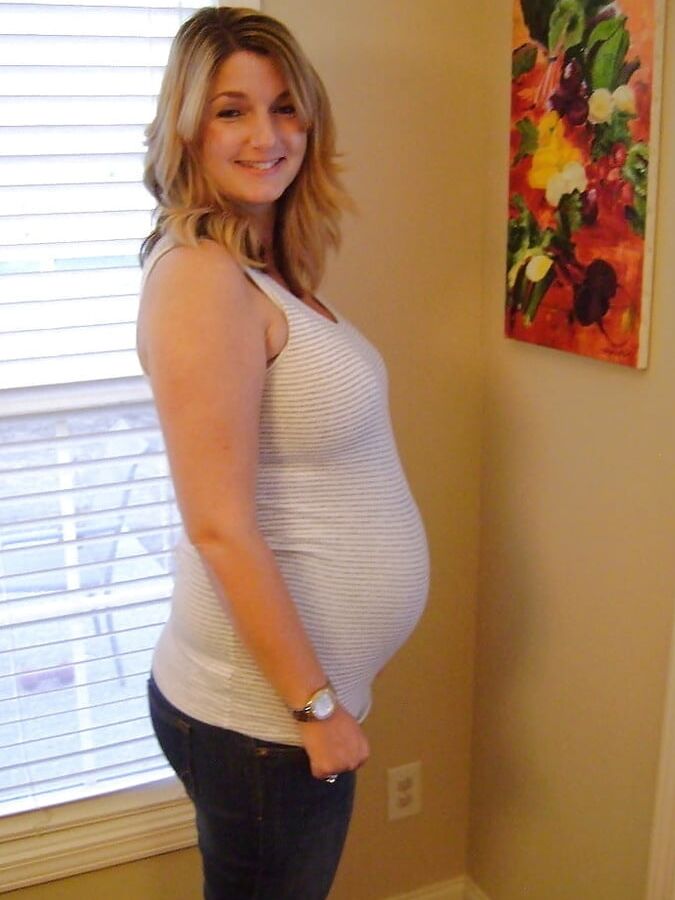 Big Busty Pregnant Kristin