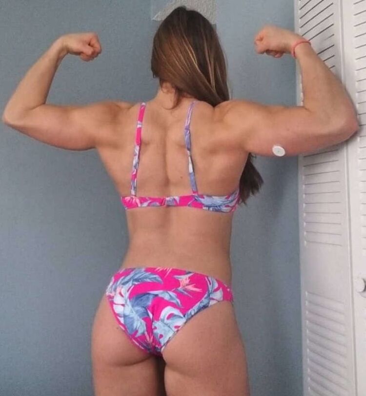 Jessica Buettner (Sexy Female Muscle)