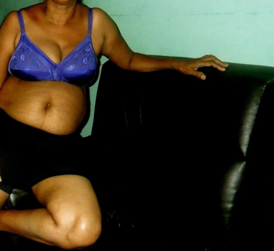 Sri lankan my wife mom sex