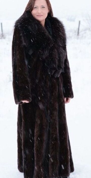 woman in fur coat