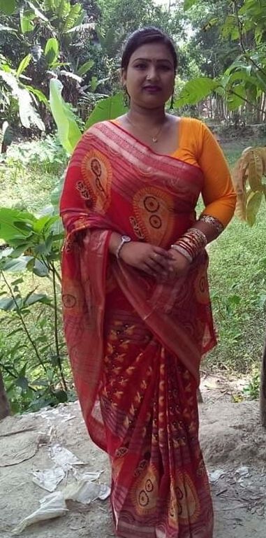 Sadia Bhabhi