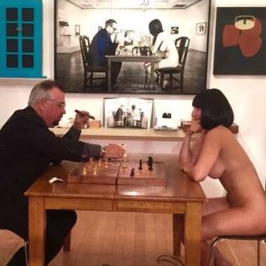 Nude chess