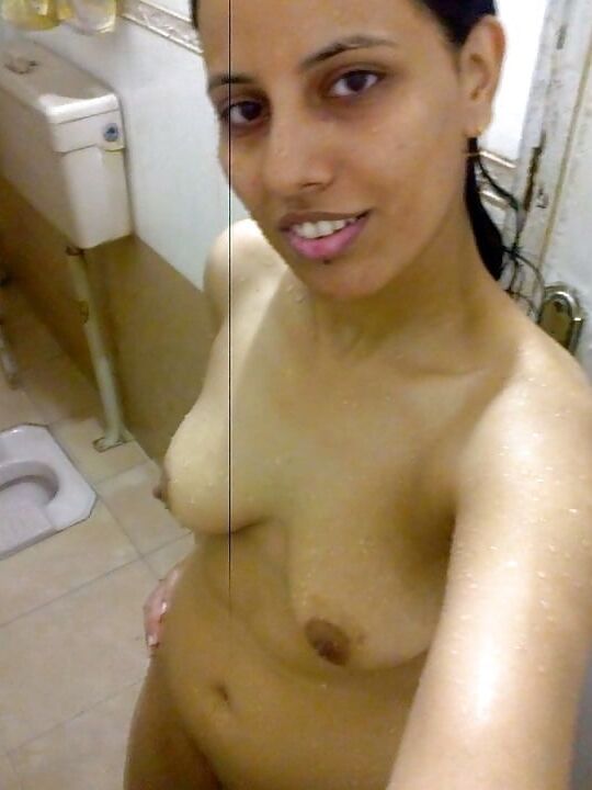 Desi Girl Shower Selfies
