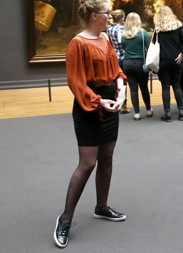 Museum Girls in Pantyhose - The Nerdy Girl