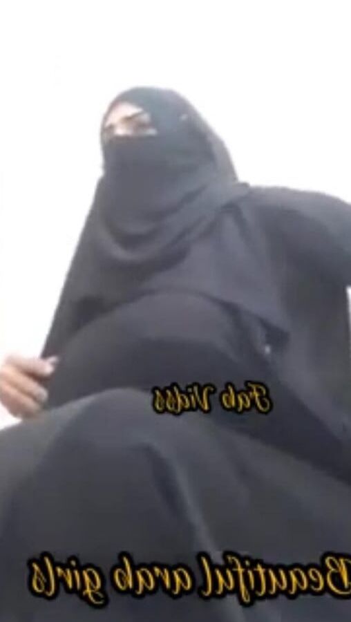 Arabian Saudi niqab MILF with huge boobs on cam