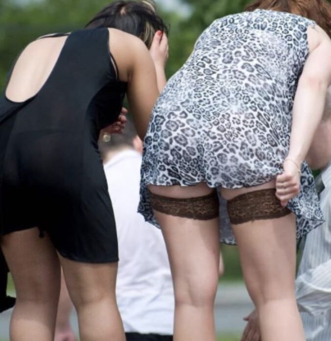 More lovely bums in skirts or dresses