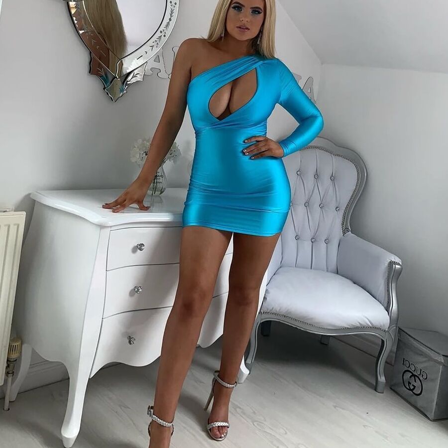 Amateur in tight dreses