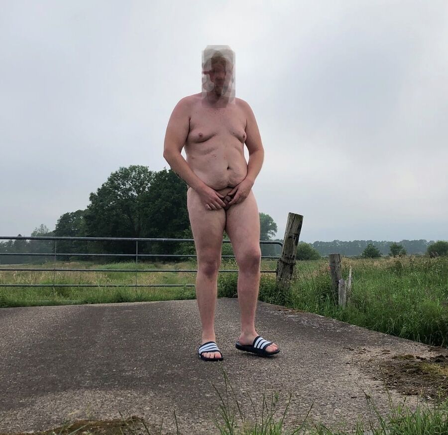 BHM with Small Cock playing Outdoor in Nature with Dildo