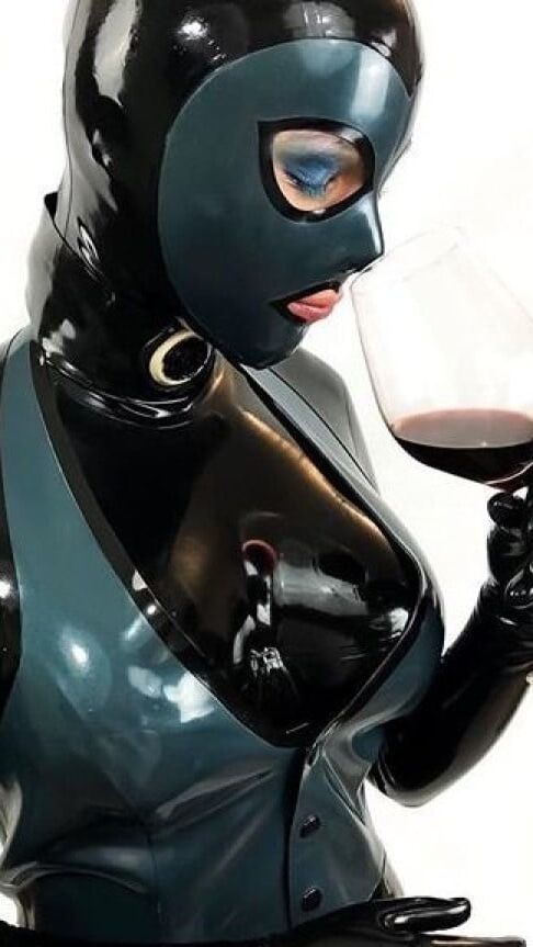Drinking in latex rubber or leather