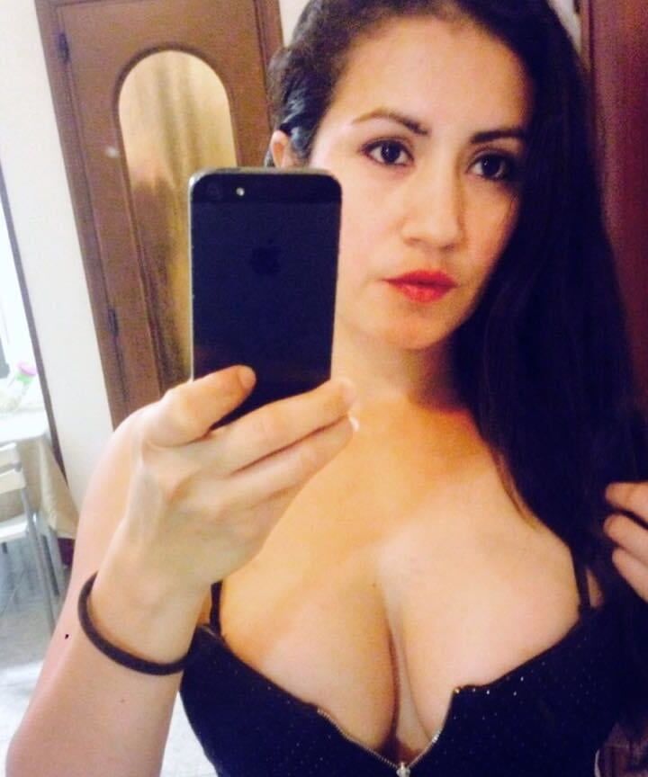 Mafer, a beautiful and fucking wife, to cum on her precious