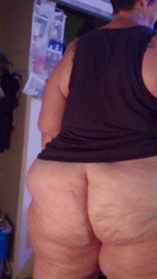 Ssbbbw granny Julie big booty