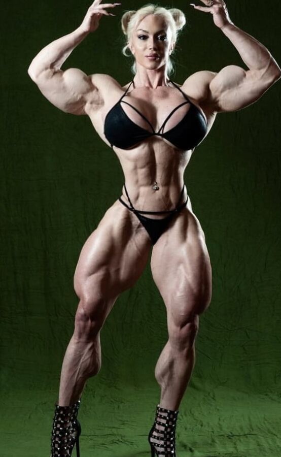 Beautiful Muscled Women
