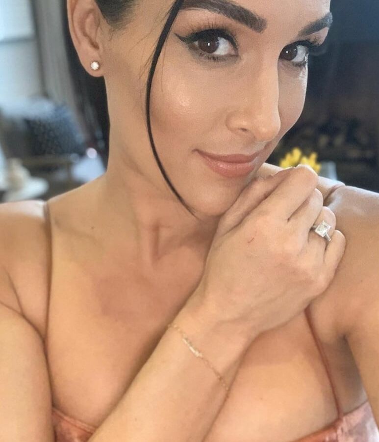 Nikki bella