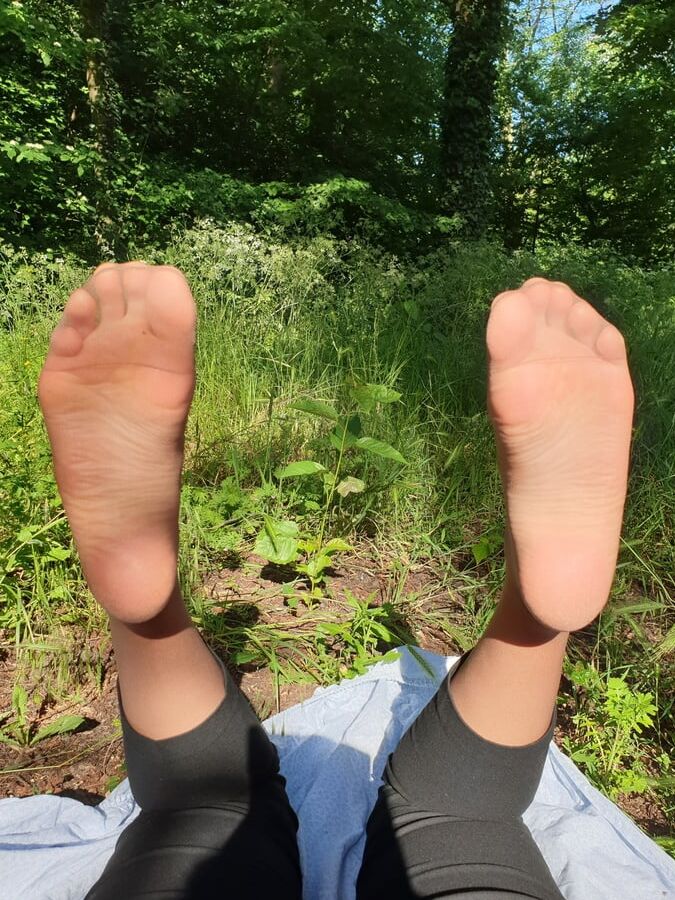 Nylon soles tease girlfriend pantyhose tights feet