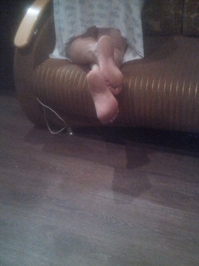 My granny mom&;s feet and soles