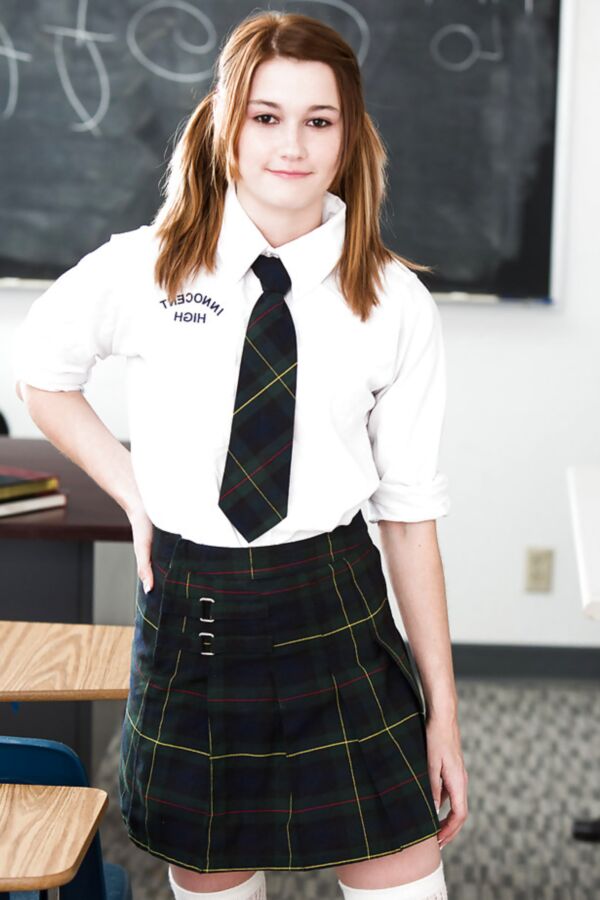 Sakura in seifuku schoolgirl uniform (Barbie doll)