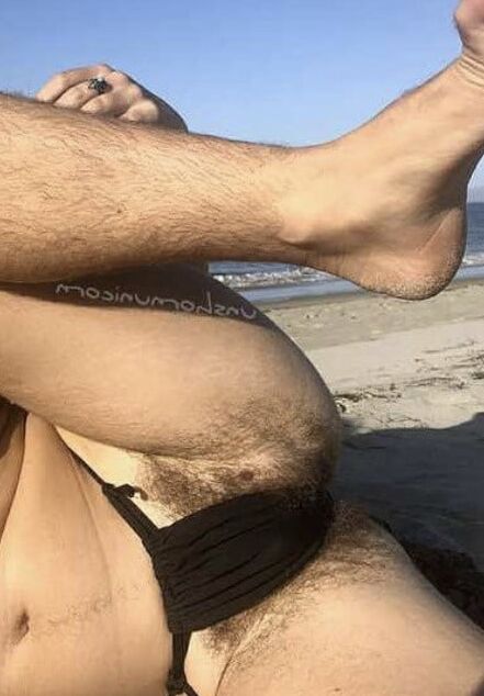 Hairy pits, legs and other Tumblrs