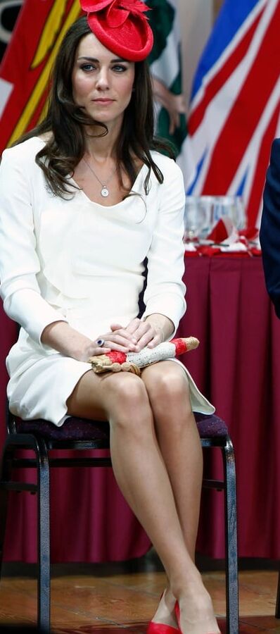 Duchess of Cambridge - The Ultimate Tan Pantyhose Fuck