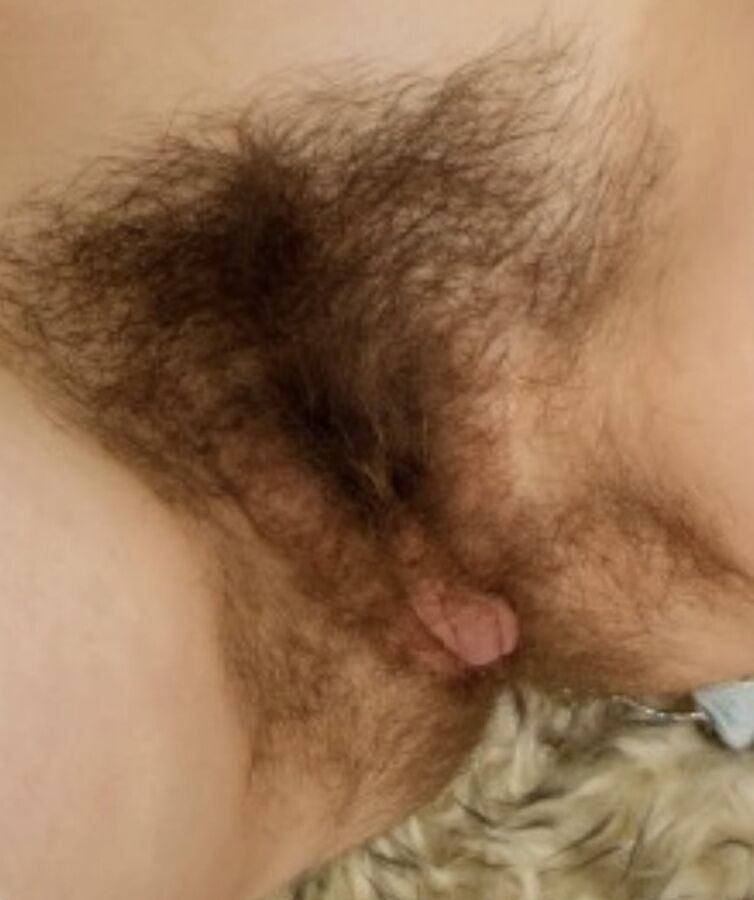 Hairy Pussy Closeup