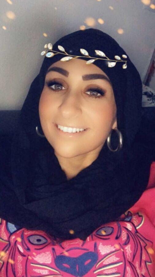 Myriam arabe beurette hijab tronche a jus