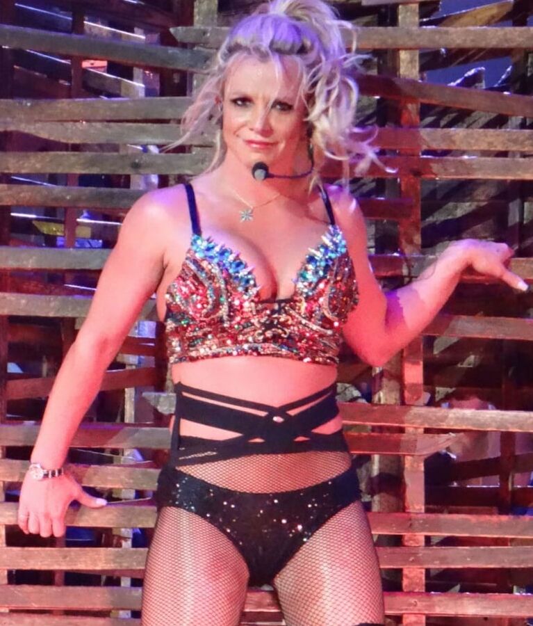 britney spears live