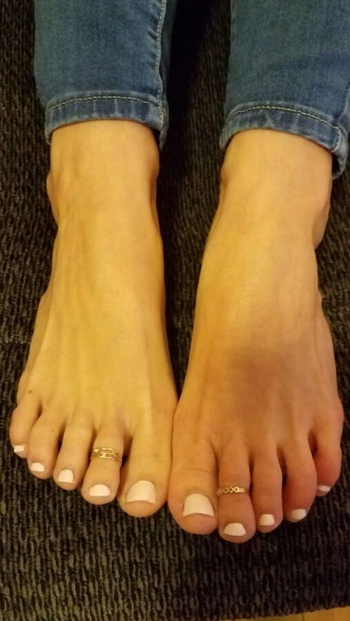 Friend&;s wife&;s pretty feet