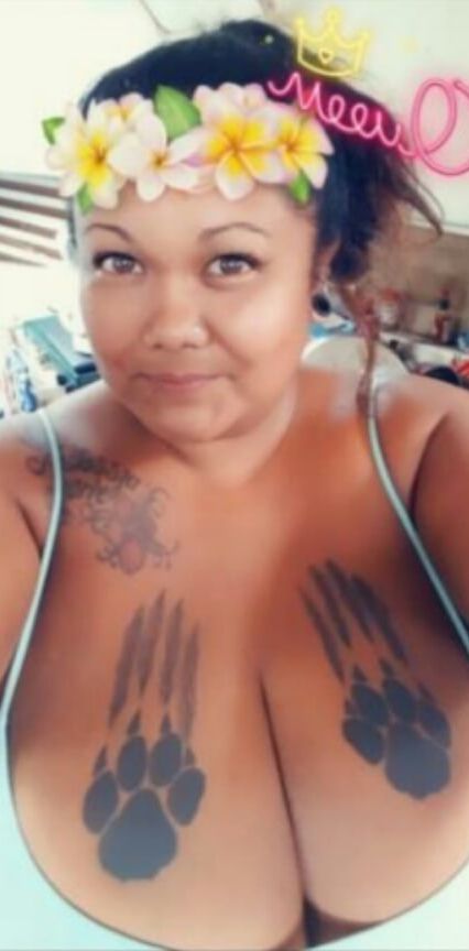 Huge Hawaiian Tatted BBW Tits