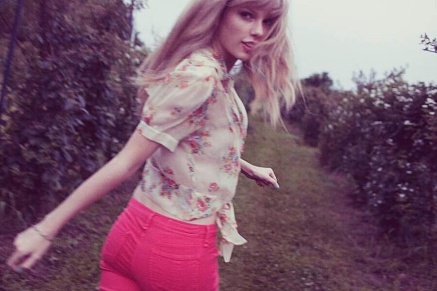Taylor Swift&;s Ass (My Fav Pics)